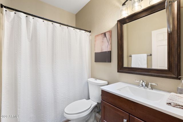 6384 W PONTIAC Drive, Glendale, AZ 85308