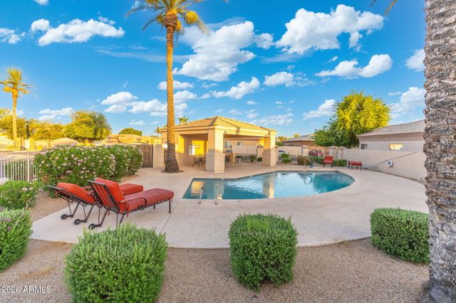6384 W PONTIAC Drive, Glendale, AZ 85308