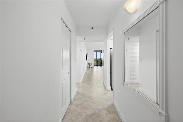 4550 NW 18th Avenue 709, Deerfield Beach, FL 33064