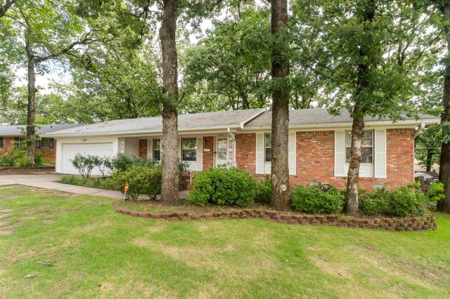 2213 Crestwood Road, North Little Rock, AR 72116