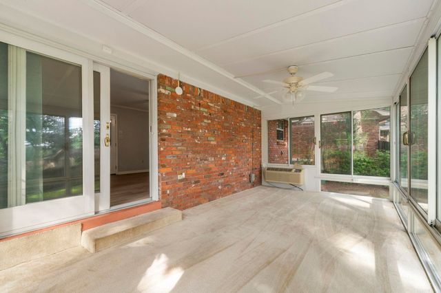 2213 Crestwood Road, North Little Rock, AR 72116
