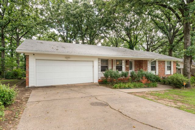2213 Crestwood Road, North Little Rock, AR 72116