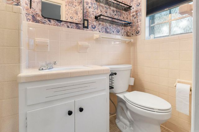 2213 Crestwood Road, North Little Rock, AR 72116