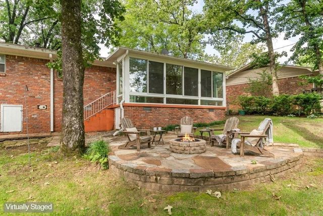 2213 Crestwood Road, North Little Rock, AR 72116