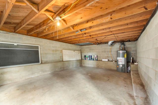 2213 Crestwood Road, North Little Rock, AR 72116