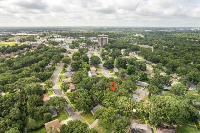 2213 Crestwood Road, North Little Rock, AR 72116