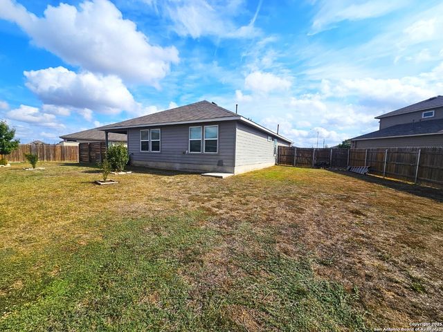 1432 Acorn Wood, Seguin, TX 78155