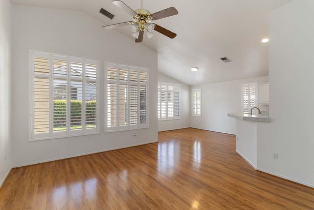 5073 Whiteclover Lane, Roseville, CA 95747