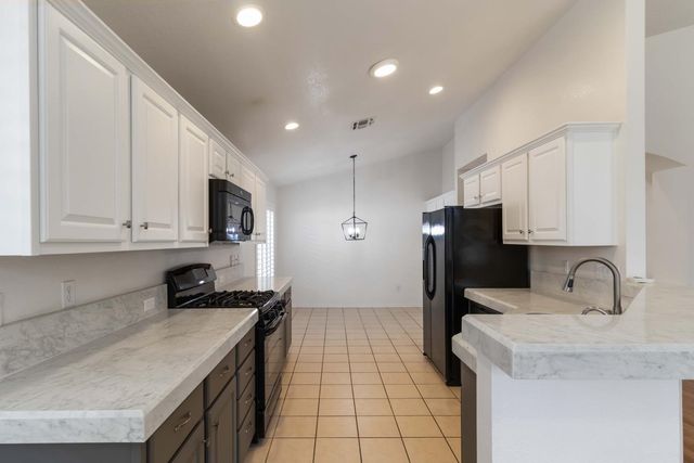 5073 Whiteclover Lane, Roseville, CA 95747