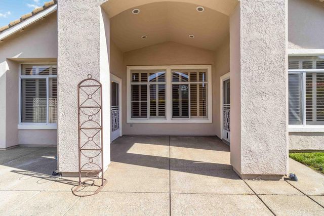 5073 Whiteclover Lane, Roseville, CA 95747