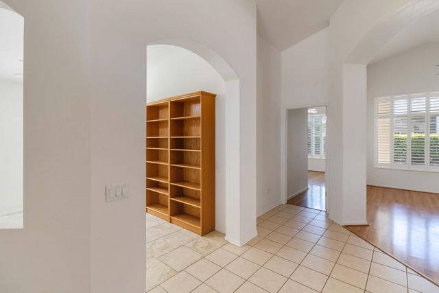 5073 Whiteclover Lane, Roseville, CA 95747