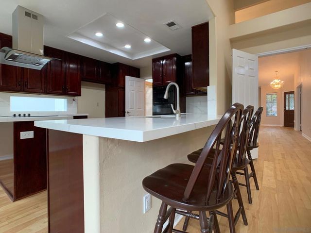 31352 Via Eduardo, Temecula, CA 92592