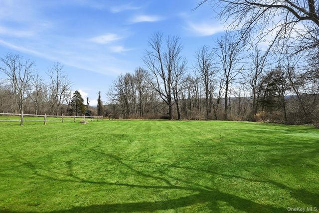 14 Frances Drive, Katonah, NY 10536