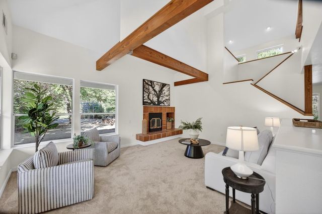 35692 Acadia Ln, Davis, CA 95616