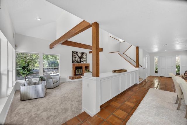 35692 Acadia Ln, Davis, CA 95616