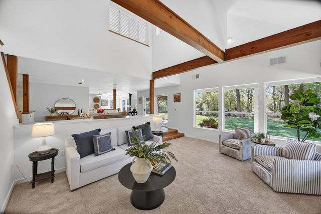 35692 Acadia Ln, Davis, CA 95616