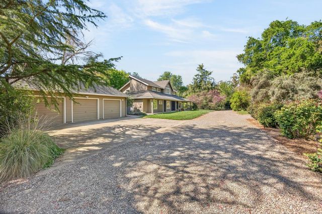 35692 Acadia Ln, Davis, CA 95616