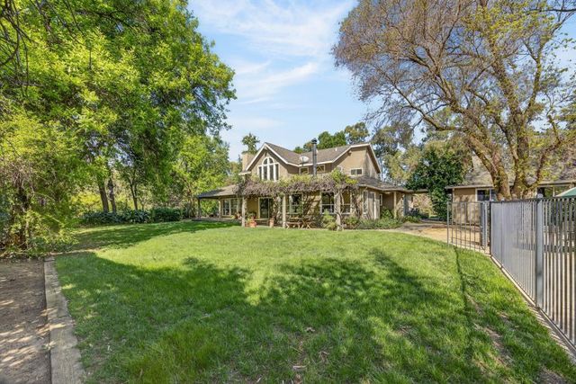 35692 Acadia Ln, Davis, CA 95616