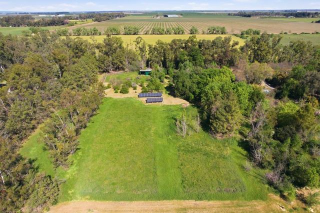 35692 Acadia Ln, Davis, CA 95616