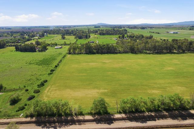 35692 Acadia Ln, Davis, CA 95616