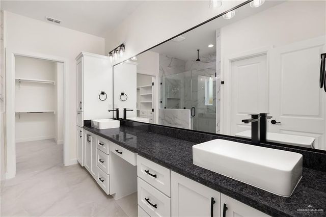 813 N Buxton Avenue, Edinburg, TX 78541