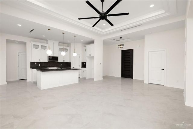 813 N Buxton Avenue, Edinburg, TX 78541