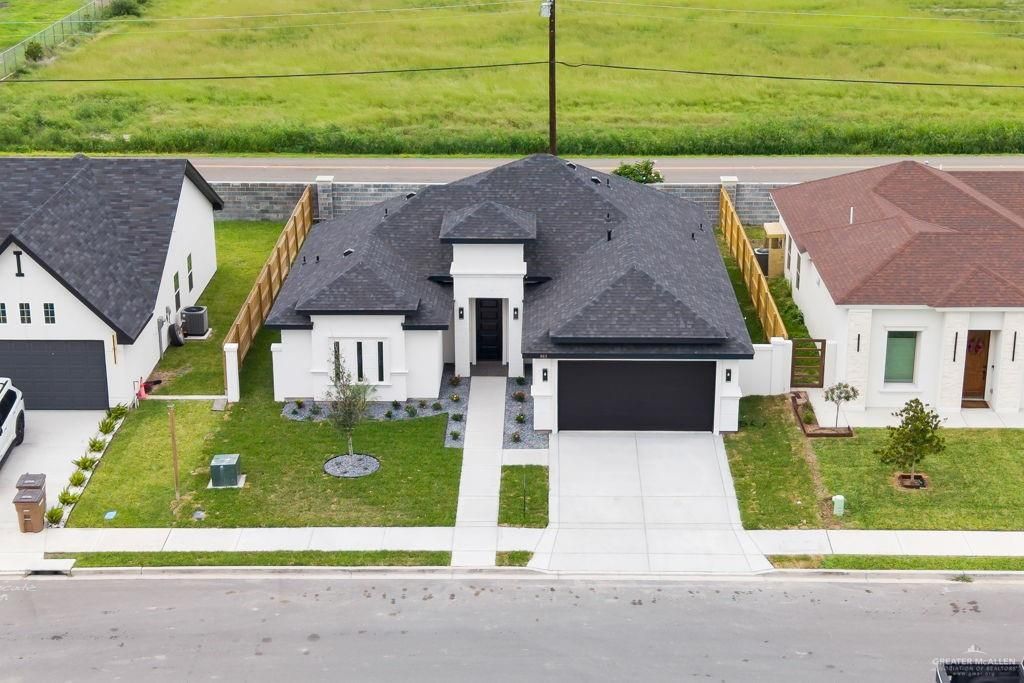 813 N Buxton Avenue, Edinburg, TX 78541