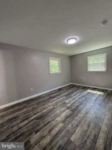 238 BETTY LEWIS DR, Fredericksburg, VA 22405