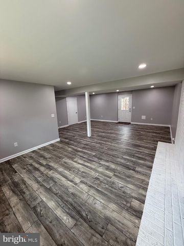 238 BETTY LEWIS DR, Fredericksburg, VA 22405