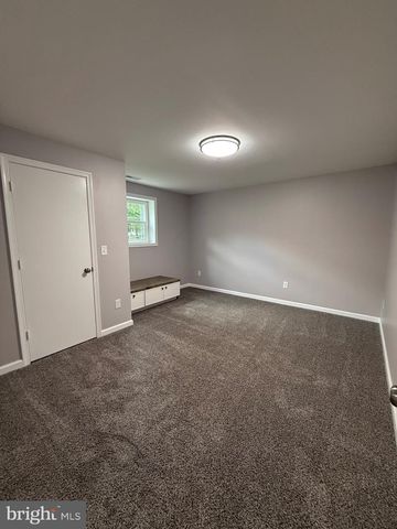 238 BETTY LEWIS DR, Fredericksburg, VA 22405