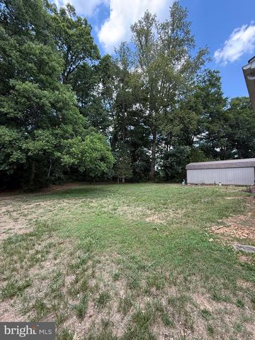 238 BETTY LEWIS DR, Fredericksburg, VA 22405
