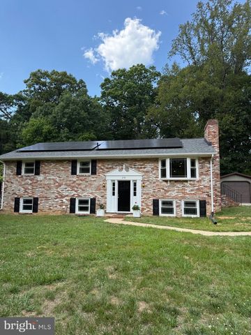 238 BETTY LEWIS DR, Fredericksburg, VA 22405