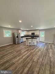 238 BETTY LEWIS DR, Fredericksburg, VA 22405