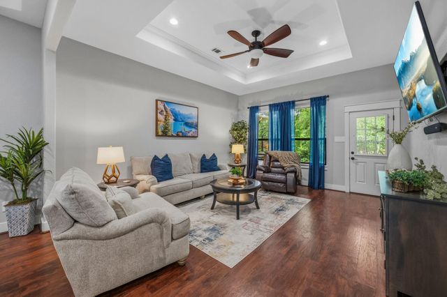 13211 Doral Circle, Montgomery, TX 77356