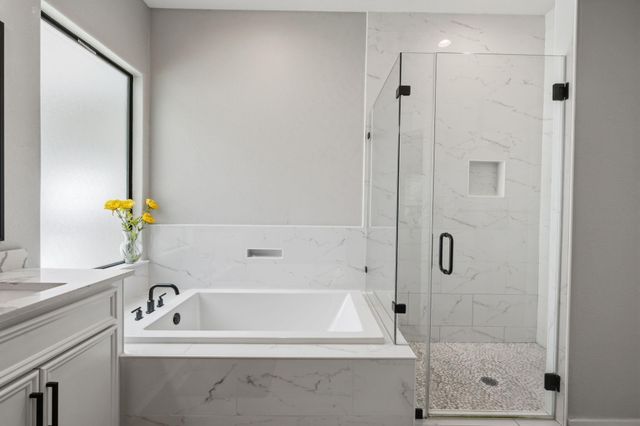 13211 Doral Circle, Montgomery, TX 77356