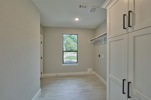 13211 Doral Circle, Montgomery, TX 77356