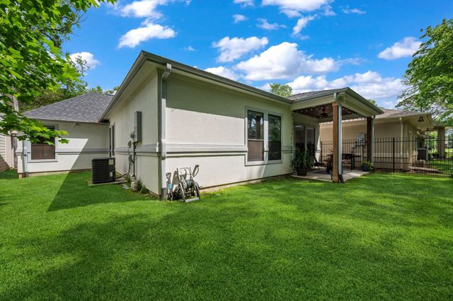 13211 Doral Circle, Montgomery, TX 77356