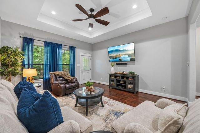 13211 Doral Circle, Montgomery, TX 77356