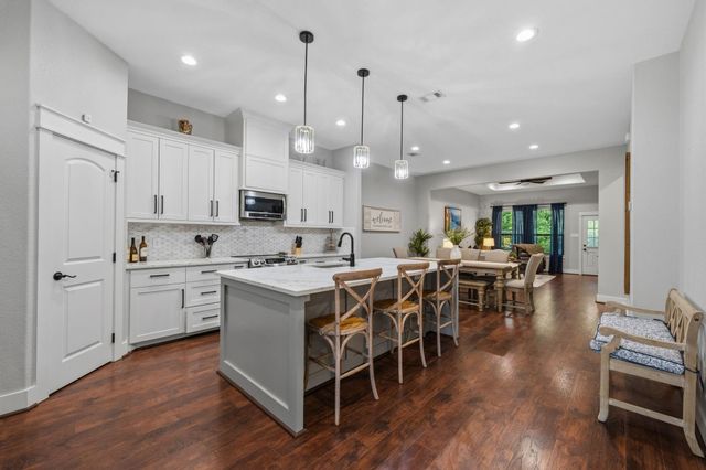 13211 Doral Circle, Montgomery, TX 77356