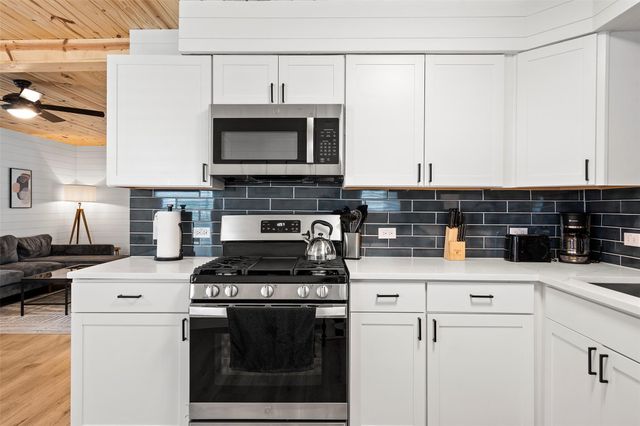 3002 Brinwood Ave, Austin, TX 78704