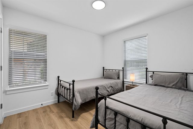 3002 Brinwood Ave, Austin, TX 78704