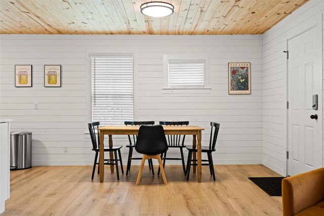 3002 Brinwood Ave, Austin, TX 78704