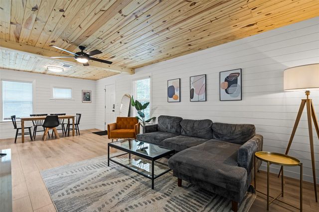 3002 Brinwood Ave, Austin, TX 78704