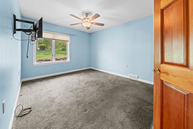 61 Chapin Terrace, Laconia, NH 03246
