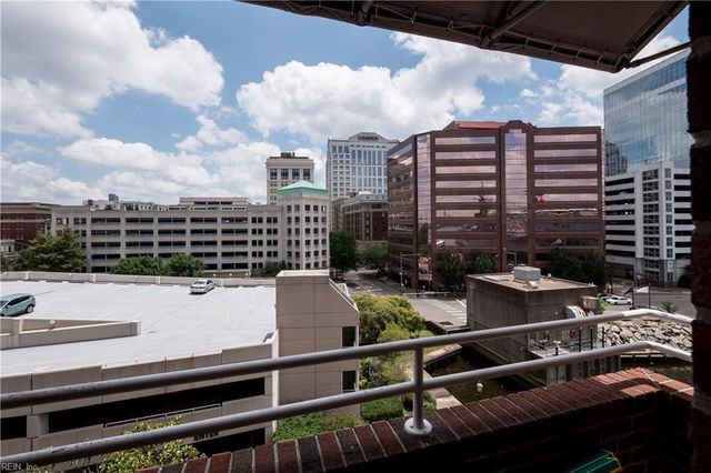 215 Brooke Ave Apt 510, Norfolk, VA 23510