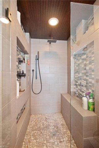 215 Brooke Ave Apt 510, Norfolk, VA 23510