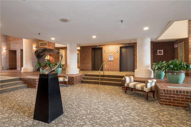 215 Brooke Ave Apt 510, Norfolk, VA 23510
