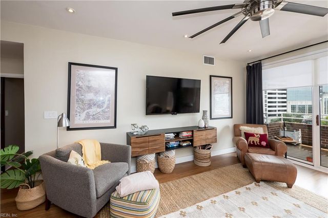 215 Brooke Ave Apt 510, Norfolk, VA 23510