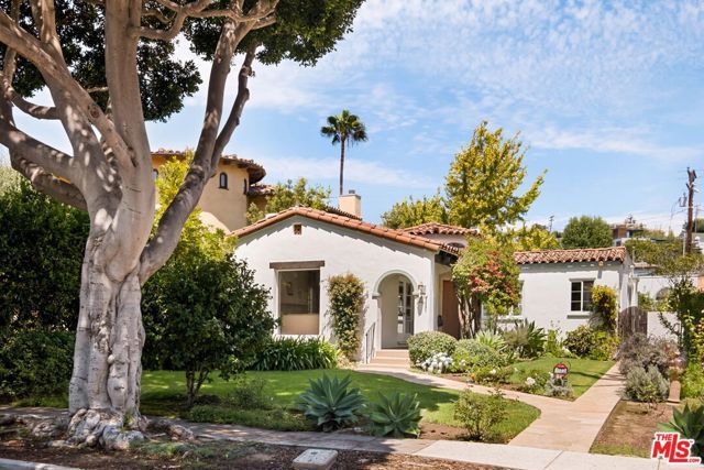 827 Yale Street, Santa Monica, CA 90403