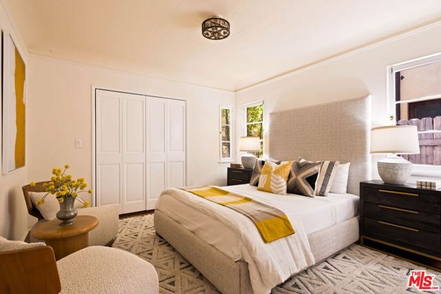 827 Yale Street, Santa Monica, CA 90403